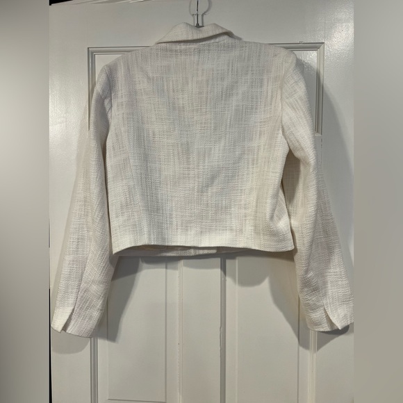 NWT Abercrombie & Fitch White Tweed Cropped Jacket Size Medium - Picture 4 of 5